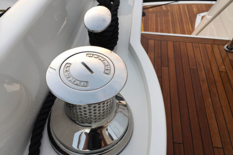 Top cleaning practice by Yacht maintenance